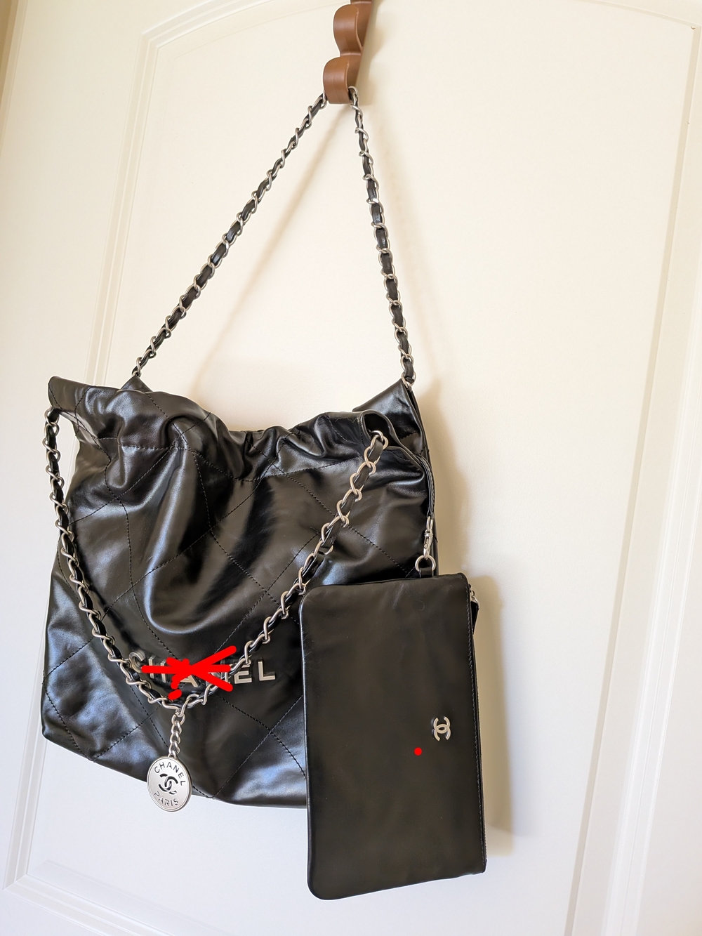 2-in-1 Classic Black Bag with Chxxxl 22 Design